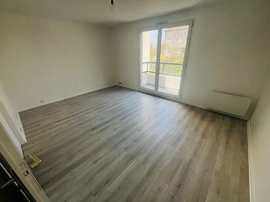 Appartement La Queue En Brie 2 pièces 47 m²