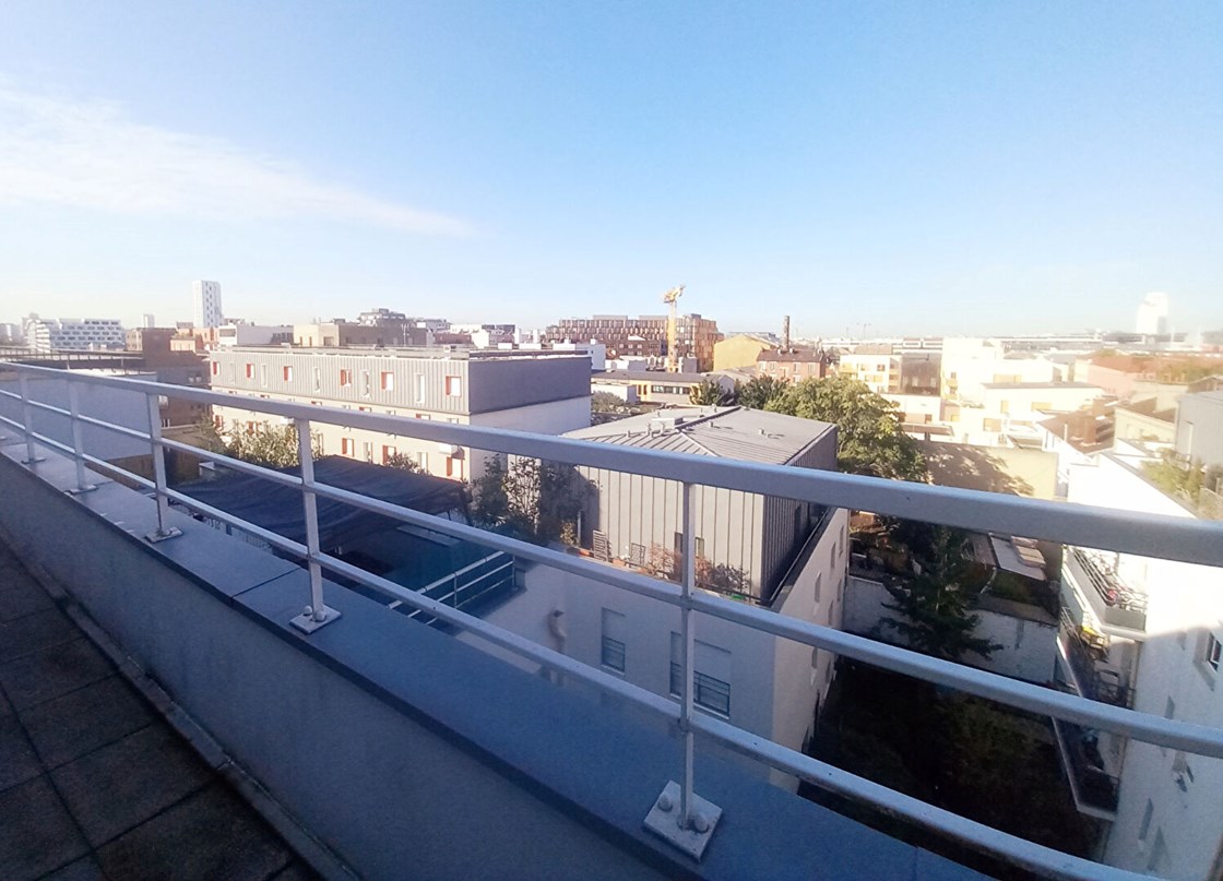 Proche Stade de France - 3 Pièces avec terrasse et parking