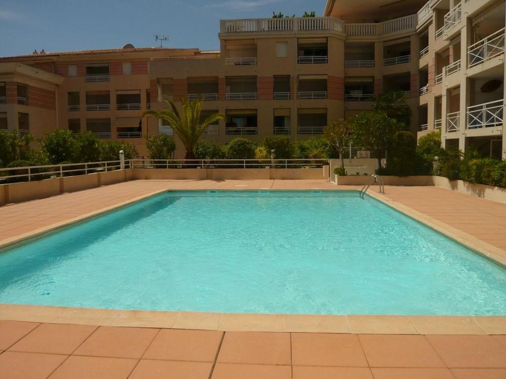 Parking / box Le Golfe Juan 13m²