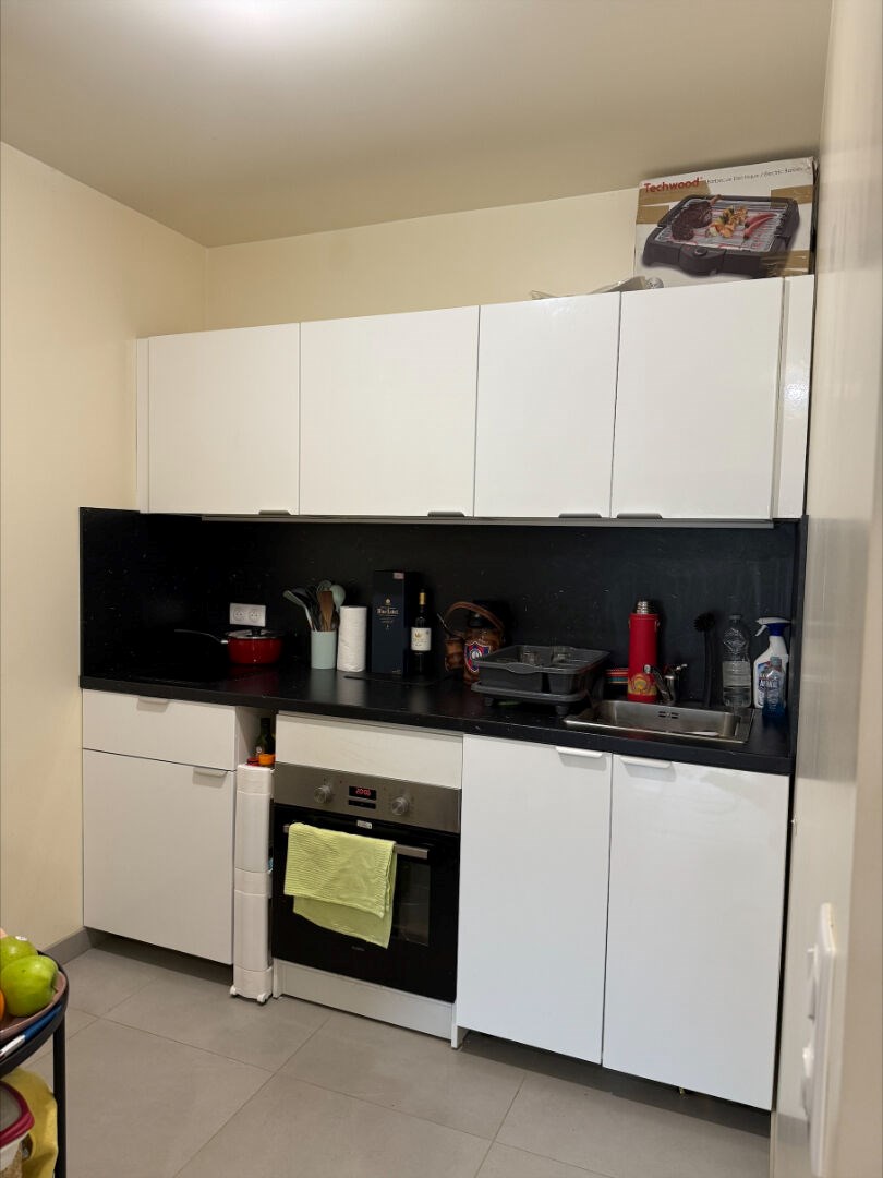 Appartement Studio à Louer sur SAINT MAUR DES FOSSES ( 94100 )